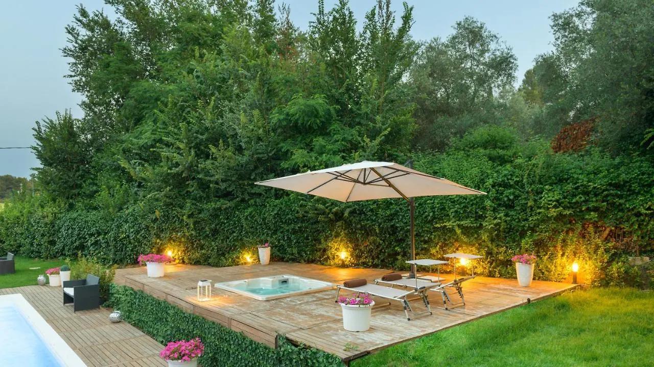 Villa Rossa 12, Emma Villas Misano Adriatico Italy